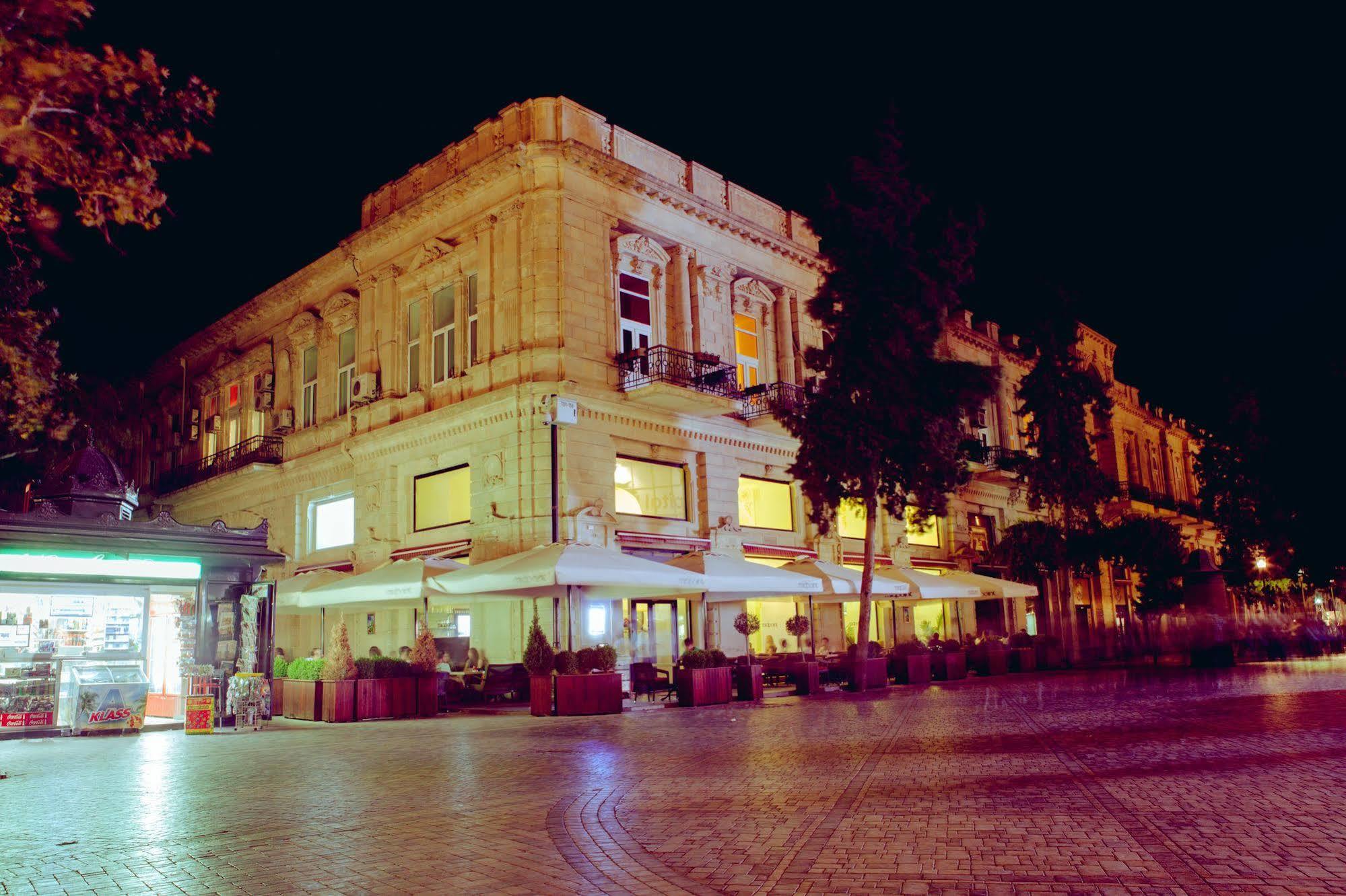 فندق Center باكو