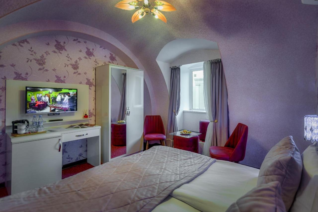 Center 4* Baku