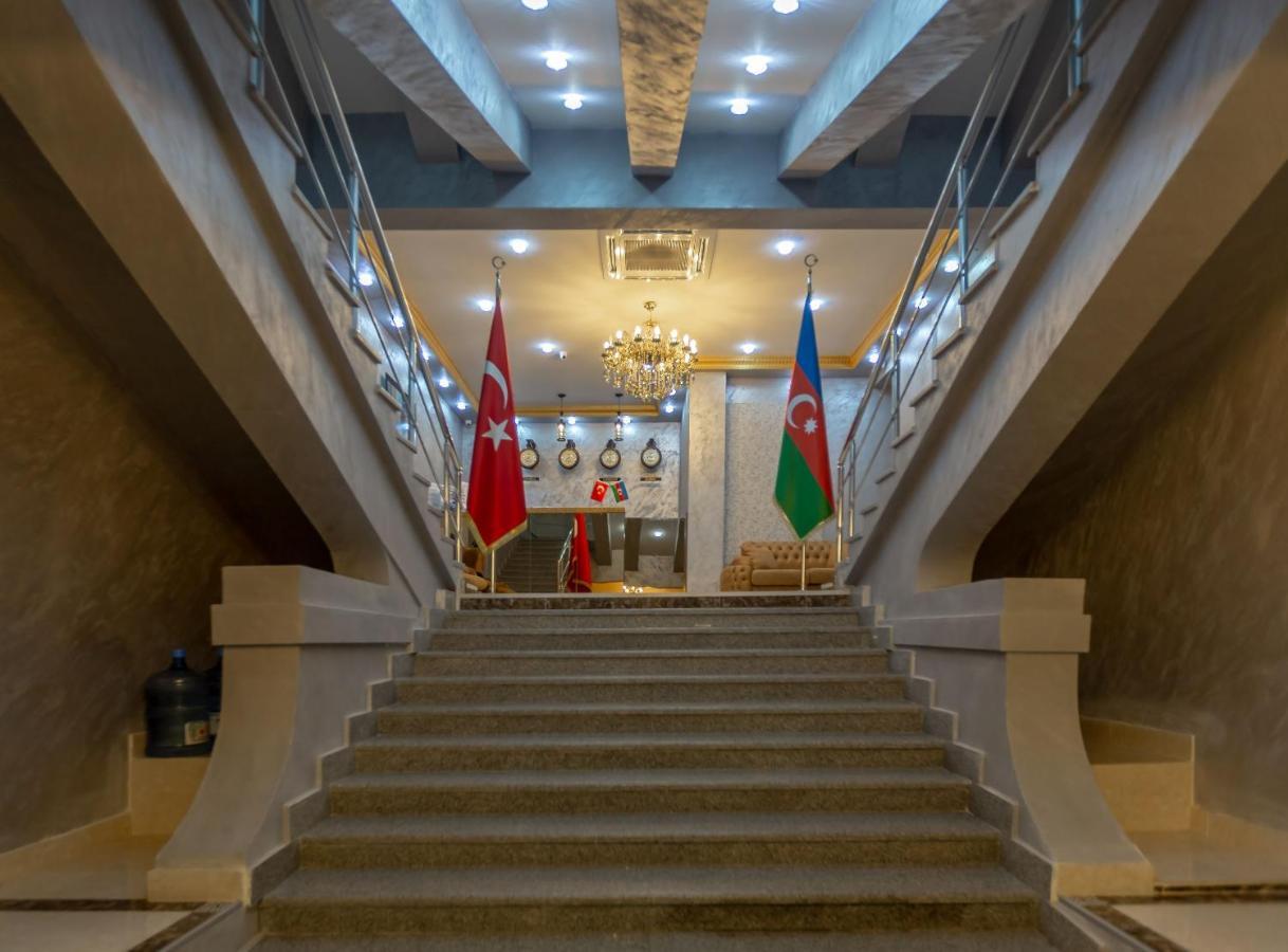 Center 4* Baku