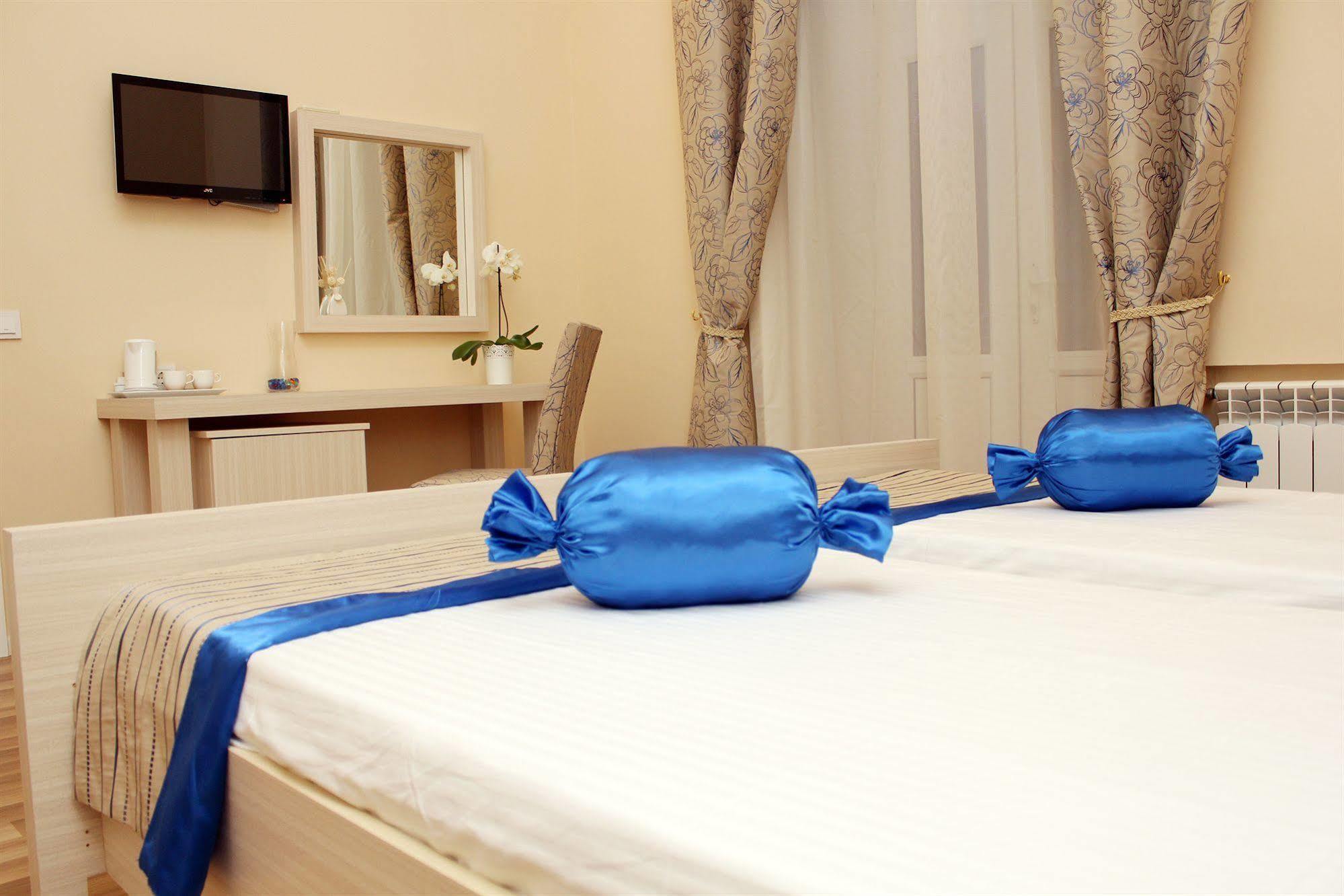 Center Hotel 4*